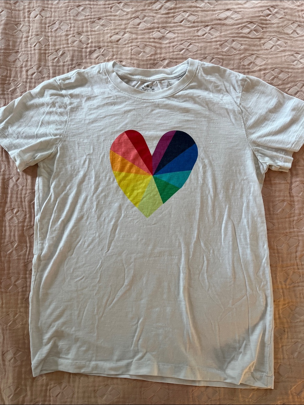 Primary rainbow heart shirt S